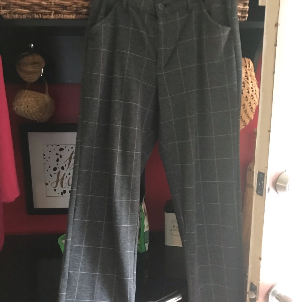 Lee Ponte Knit pants - knit raglan sleeve top.